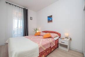 Apartment Neva
