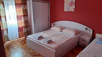 Apartments Ankica