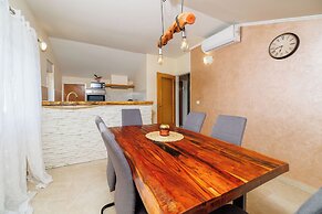 Apartments Ankica
