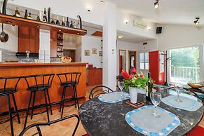 Apartments Rasa