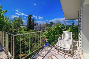 Apartments Rasa