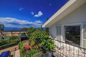 Apartments Rasa