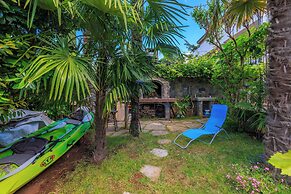 Apartments Rasa