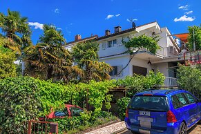 Apartments Rasa