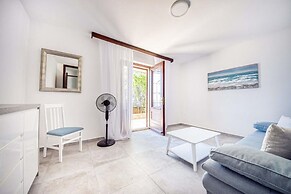 Apartments and Rooms Ref