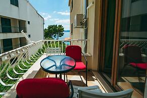 Apartments Lovre