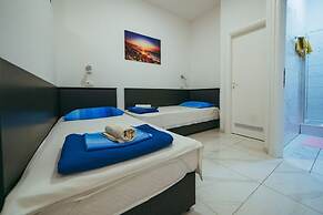 Apartments Lovre