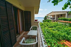Apartments Lovre