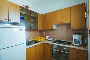 Apartments Lovre