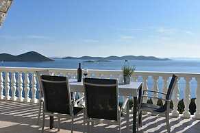 Apartments Josip