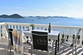 Apartments Josip