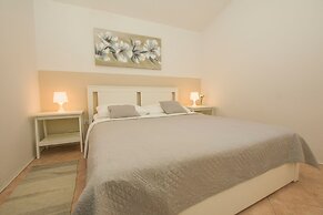 Apartments Josip