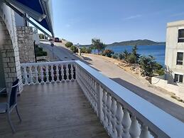 Apartments Josip