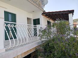 Apartments Srdan