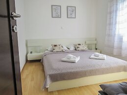 Apartments Eddie