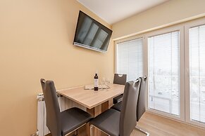 Apartments Tomo