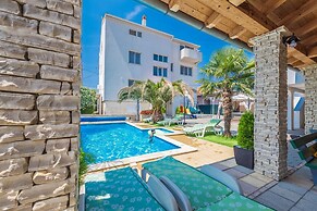 Apartments Tomo