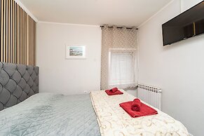 Apartments Tomo