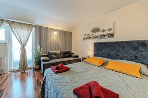 Apartments Tomo