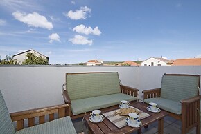 Apartments Tomo
