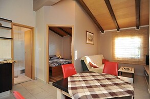 Apartments Tomo
