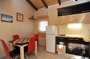 Apartments Tomo