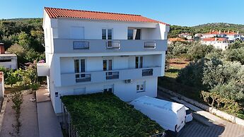 Apartments Mirko