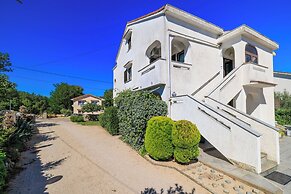 Apartment Dragica