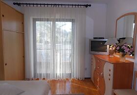 Apartment Dragica
