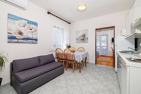 Apartment Dragica