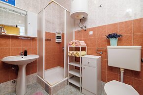 Apartment Dragica