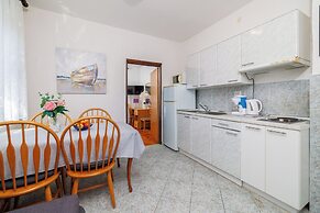 Apartment Dragica