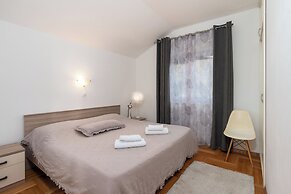 Apartments Mari