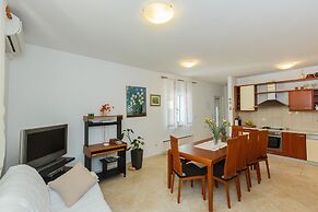 House Sanda