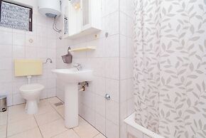 Apartment Biserka