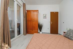 Apartment Biserka