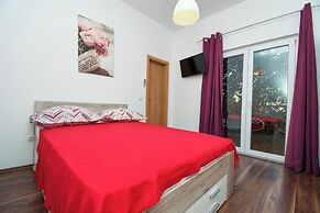 Apartment Biserka