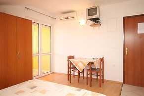 Apartments Sea View