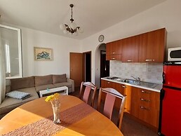 Apartments Dami