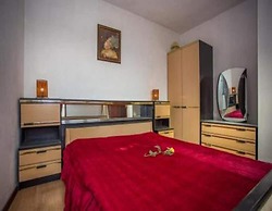 Apartments and Room Anita