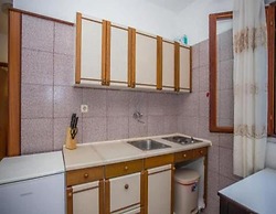 Apartments and Room Anita