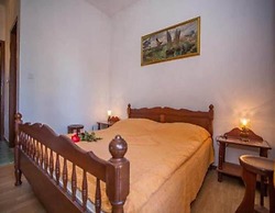 Apartments and Room Anita