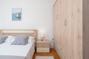 Apartments Ivo