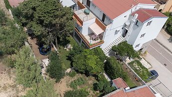 Apartments Ivo