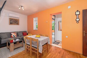 Apartments Ivo