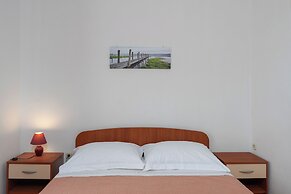 Apartments Ivo