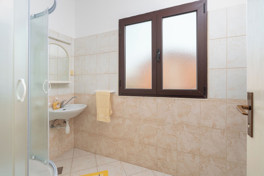 Apartments Ivo