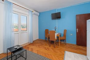 Apartments Ivo