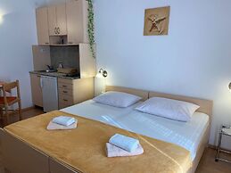 Apartment Lina