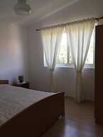 Apartment and Rooms Mila